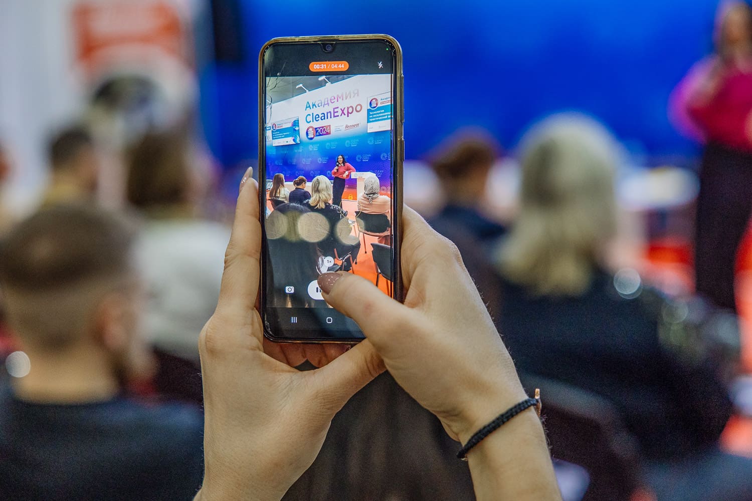 Компания “Клинин” на CleanExpo Moscow: Вдохновляющий обмен опытом и инновациями